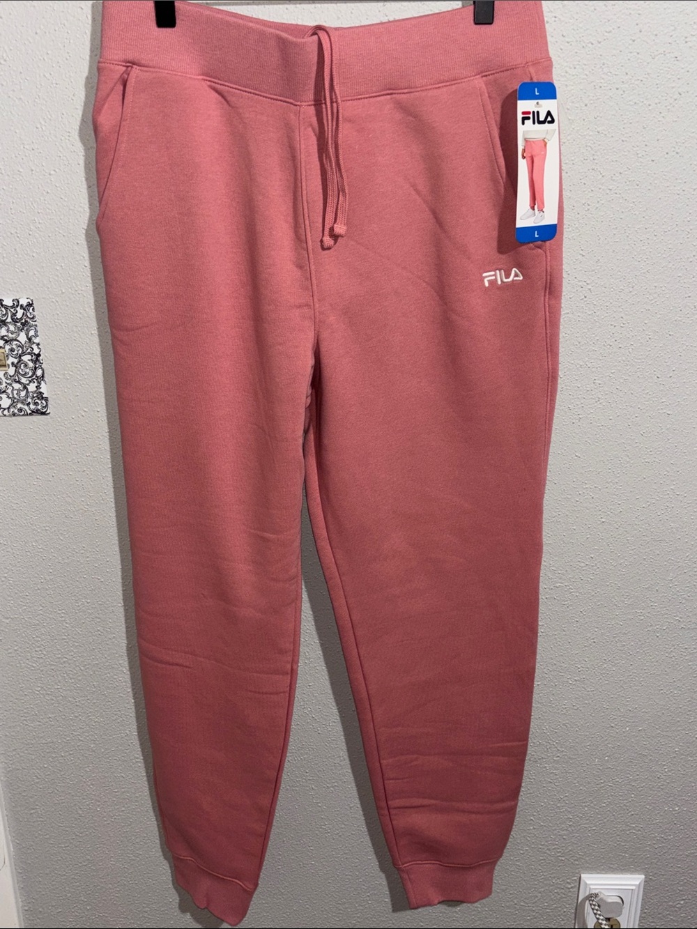 Fila - NWT - Women's Heavyweight Fleece Joggers (size Large)